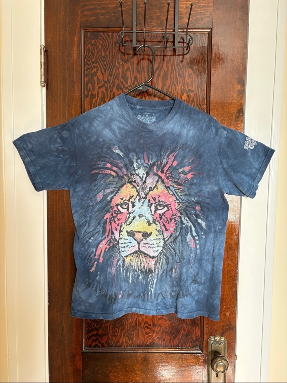 Tie-Dye Lion Graphic T-Shirt - Blue Rainforest Cafe The Mountain